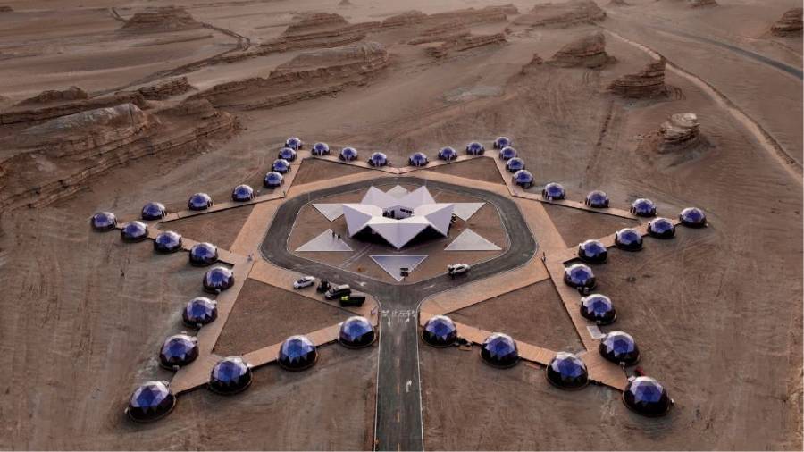 火星移民预演场——模拟外星环境的极端生存训练大观区户外野奢帐篷实验项目